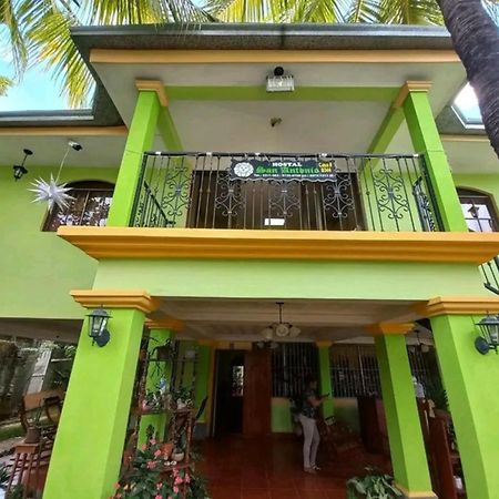 Hostal San Antonio León Esterno foto