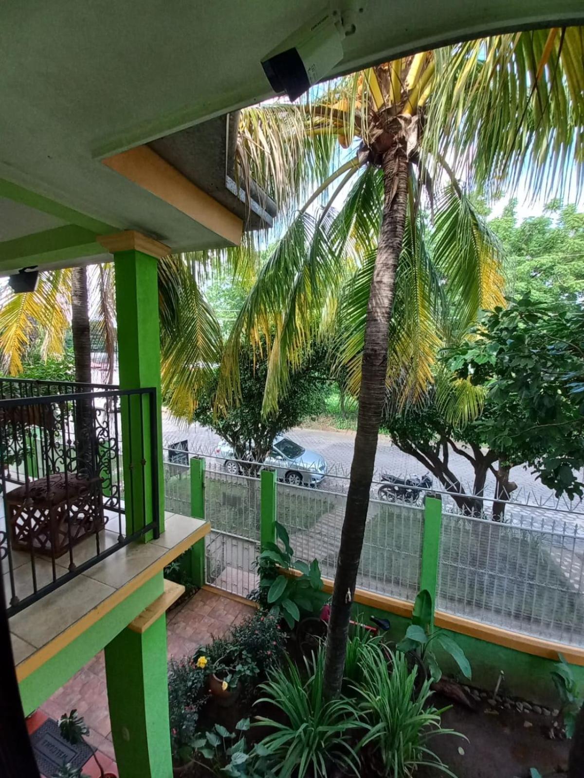 Hostal San Antonio León Esterno foto