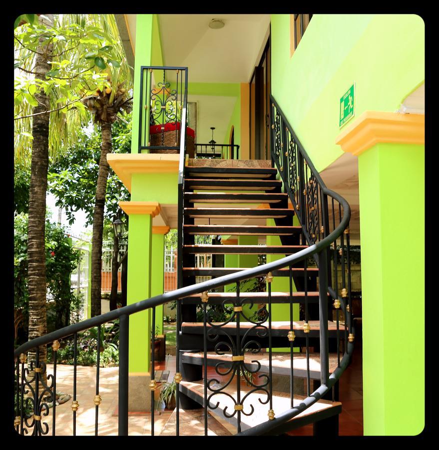 Hostal San Antonio León Esterno foto