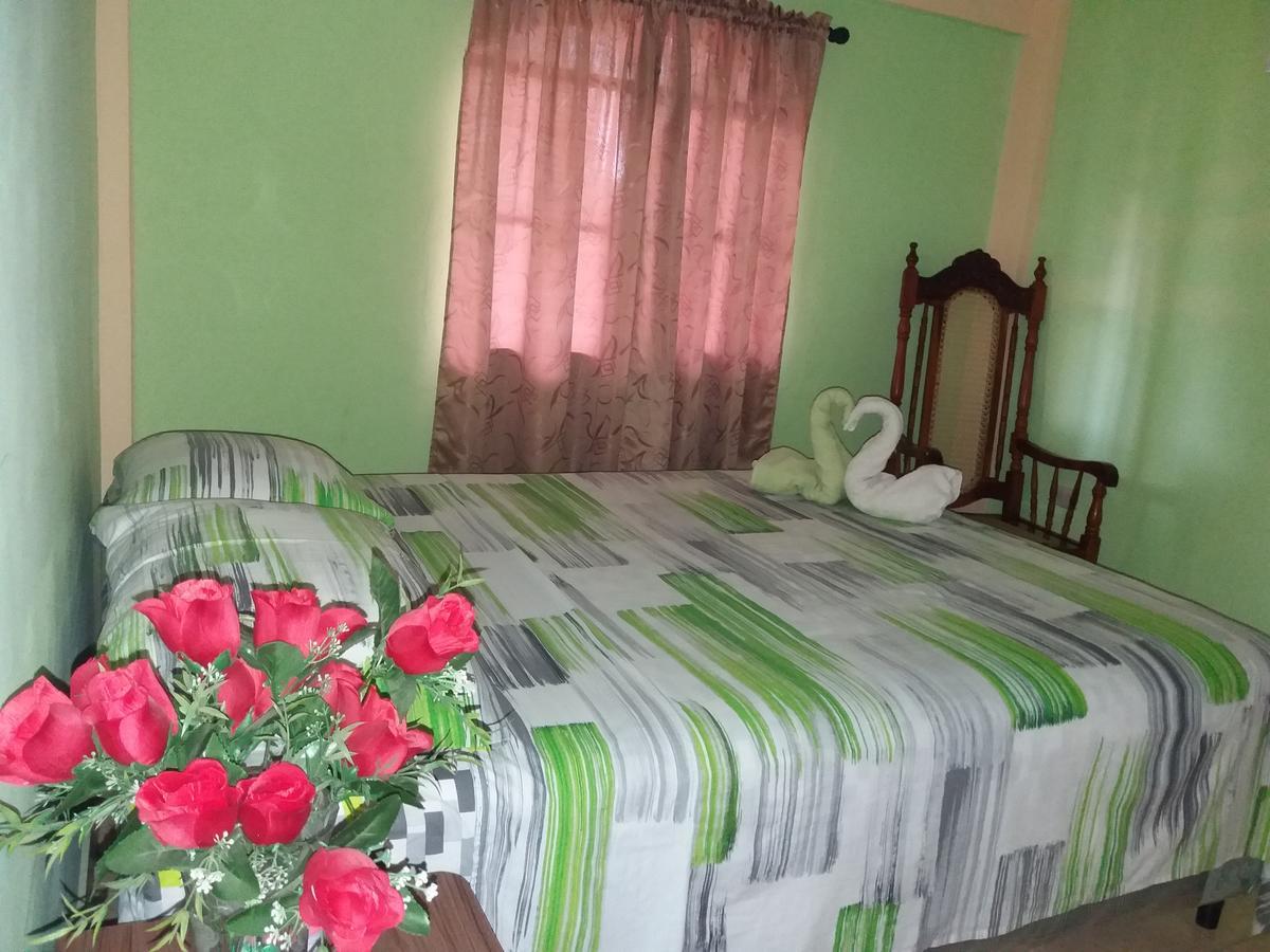 Hostal San Antonio León Esterno foto