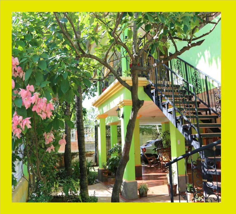 Hostal San Antonio León Esterno foto